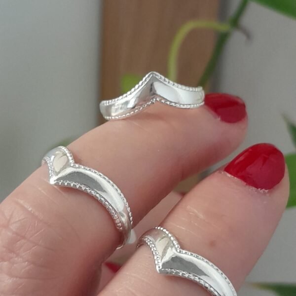 Anillo en V liso