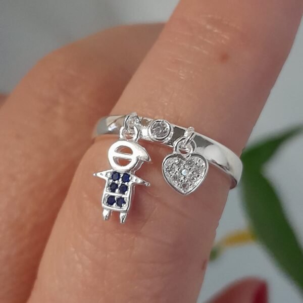 Anillo italiano con dije de niño colgante cubic azul