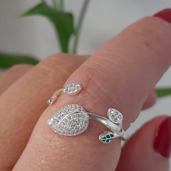 Anillo ajustable italiano flor con cubic