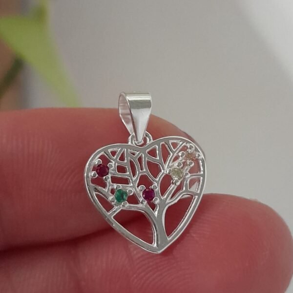 Dije italiano corazon liso con arbol de la vida