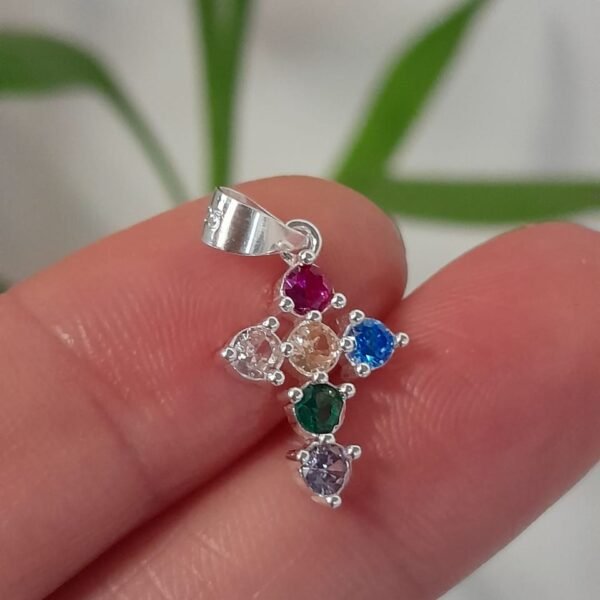 Cruz italiana con cubic de colores