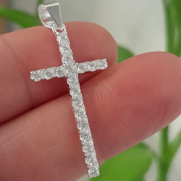 Cruz italiana con cubic