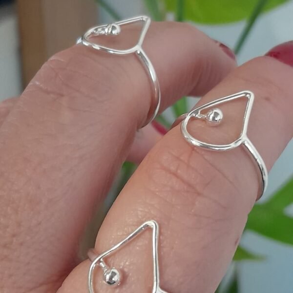 Anillo laminado gota lisa ajustable