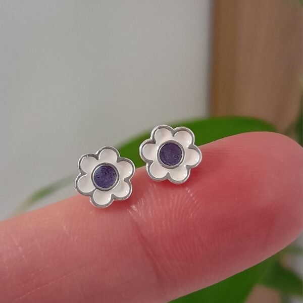 Abridor flor esmaltada blanca