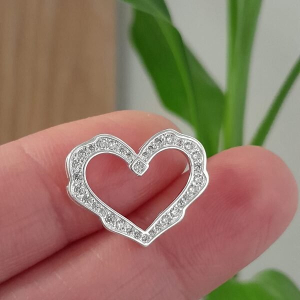 Dije corazon con cubic pasante