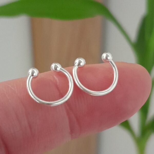 Cuff o falso piercing bolitas liso