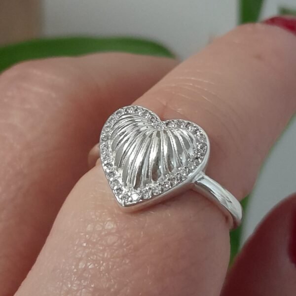 Anillo laminado corazon inflado