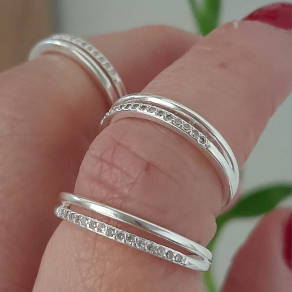 Anillo laminado doble con cubic
