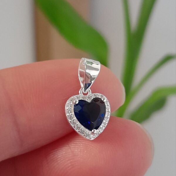 Dije italiano corazon con cubic azul