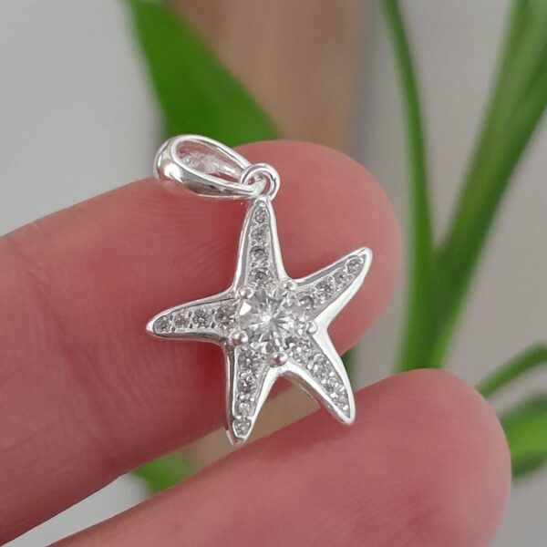 Dije italiano estrella de mar con cubic