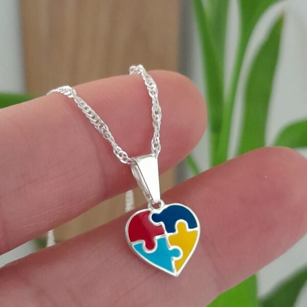 Dije laminado corazon rompecabezas esmaltado