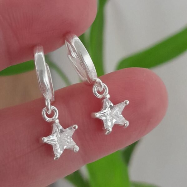 Argolla laminada estrella de cubic colgante