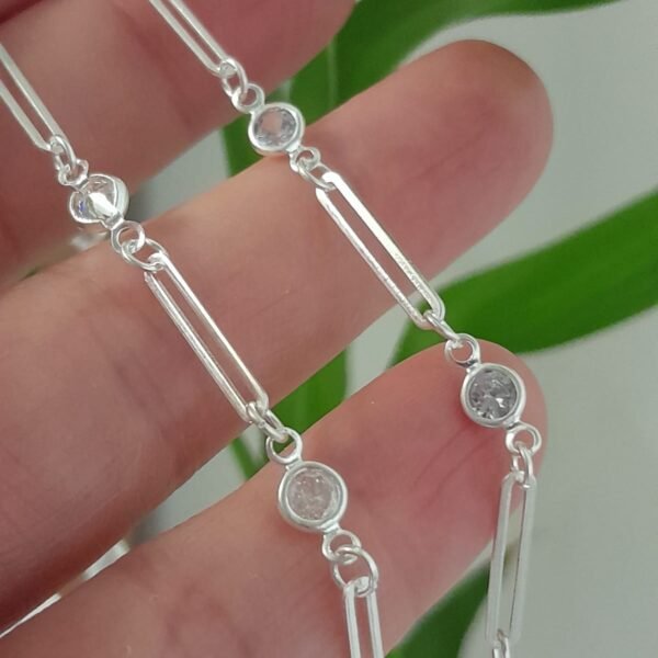 Pulsera laminada eslabon alargado con cubic