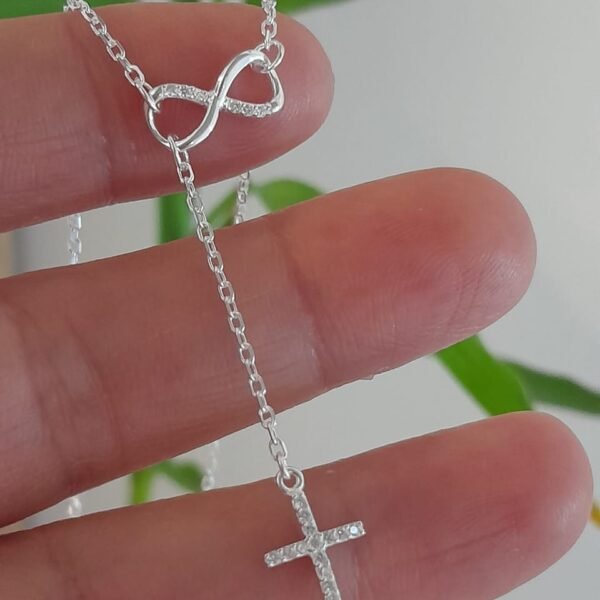 Conjunto italiano infinito con cubic
