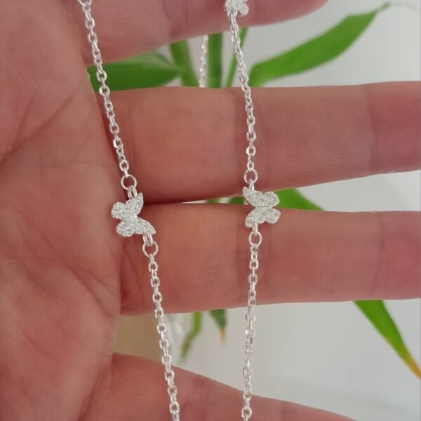 Conjunto italiano mariposas con cubic