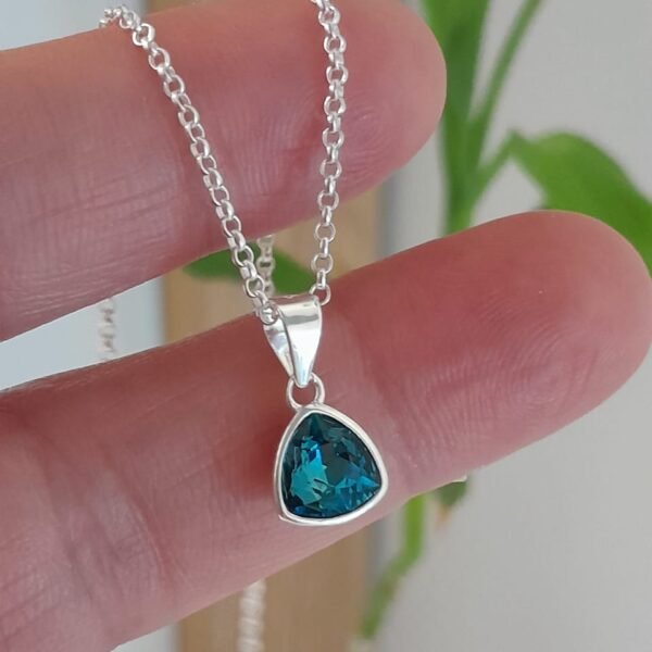 Conjunto italiano cadena rolo y dije cubic azul